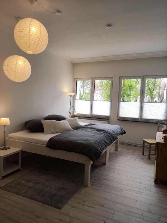 Ferienwohnung-Im-Karolinenkoog-Erholung-Zwischen-Feld-Und-Deich Bagian luar foto