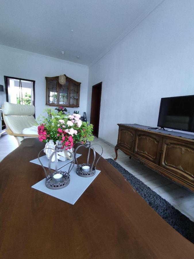 Ferienwohnung-Im-Karolinenkoog-Erholung-Zwischen-Feld-Und-Deich Bagian luar foto